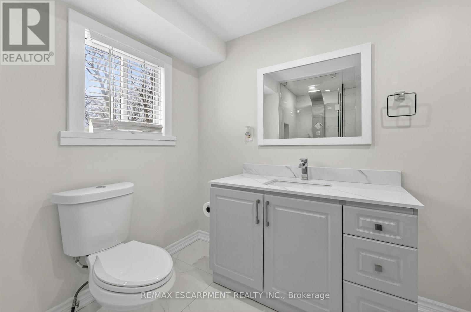 2296 New Street, Burlington, Ontario  L7R 1J3 - Photo 38 - W12855494