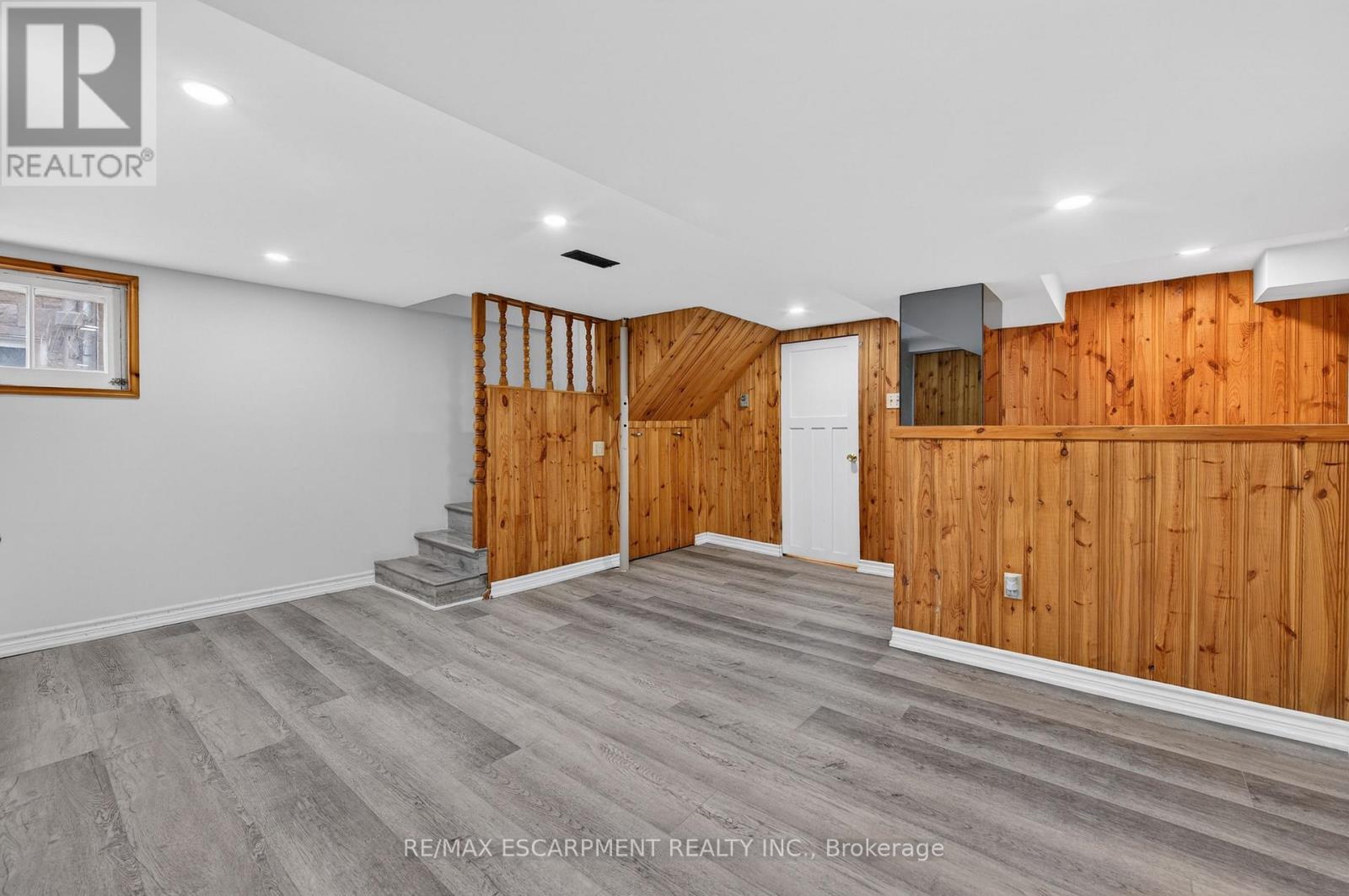 2296 New Street, Burlington, Ontario  L7R 1J3 - Photo 41 - W12855494