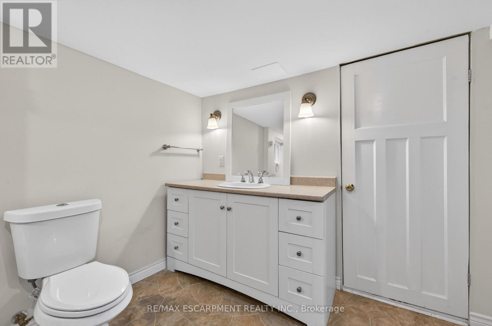 2296 New Street, Burlington, Ontario  L7R 1J3 - Photo 45 - W12855494