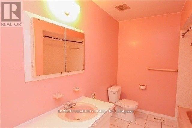 Upper Level - 31 Lakeland Drive, Toronto, Ontario  M9V 1M8 - Photo 9 - W12855506