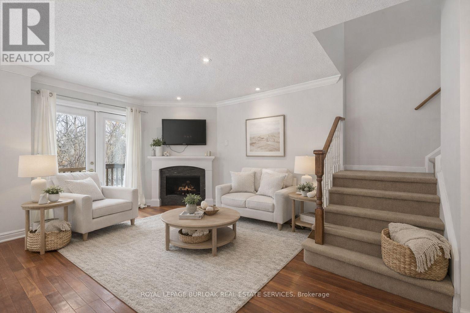 11 - 2065 Sixth Line, Oakville, Ontario  L6H 5R8 - Photo 10 - W12855510