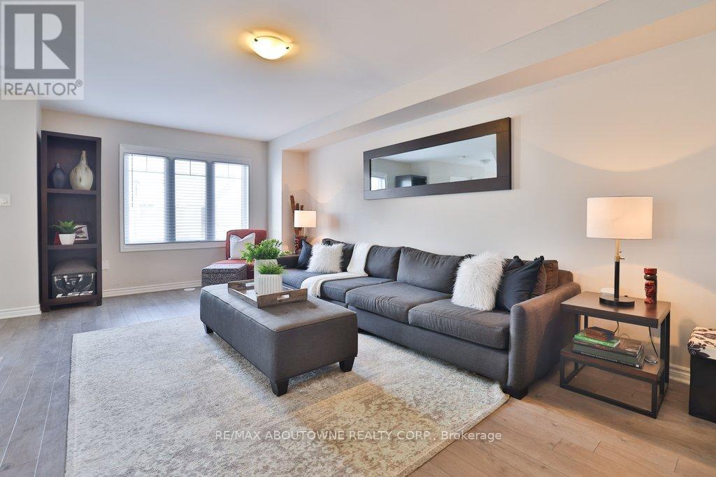 1133 Duignan Crescent, Milton, Ontario  L9E 1C3 - Photo 14 - W12855512