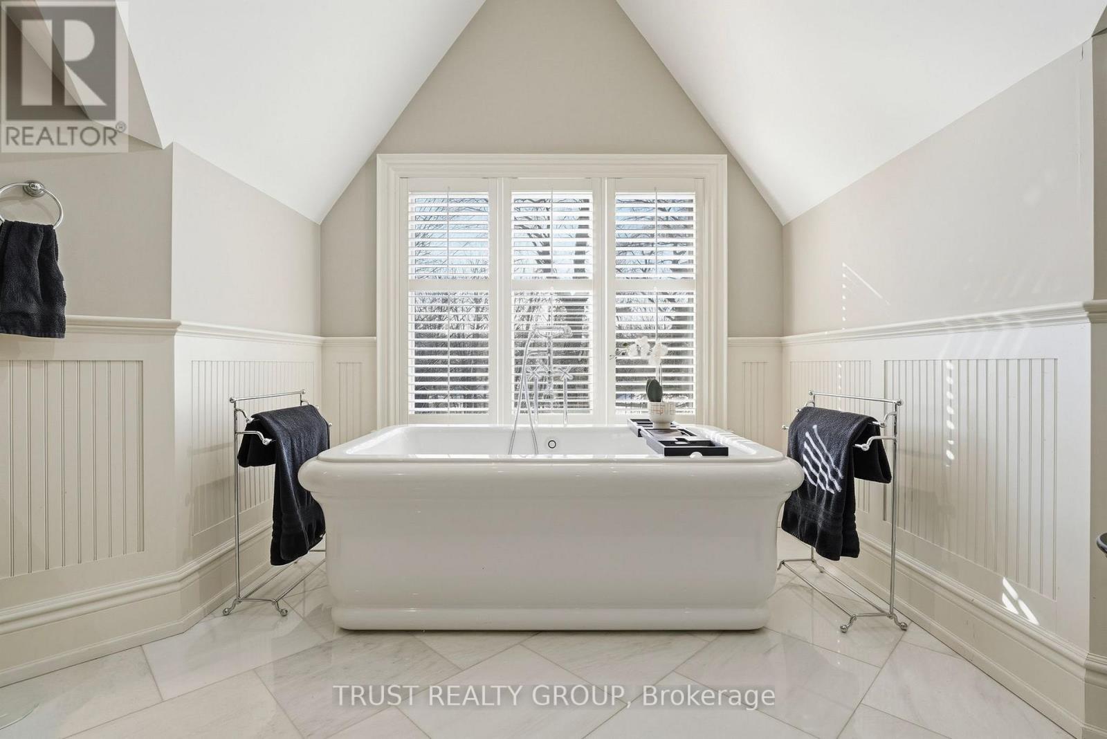 1372 Duncan Road, Oakville, Ontario  L6J 2R1 - Photo 21 - W12855516