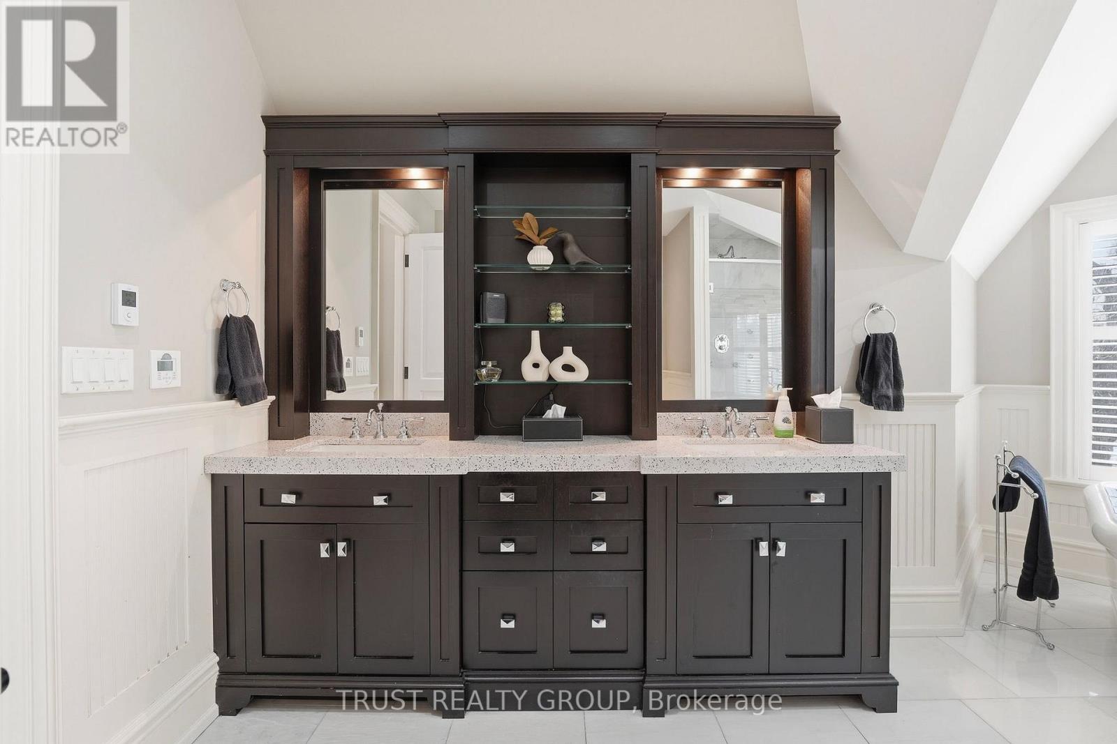 1372 Duncan Road, Oakville, Ontario  L6J 2R1 - Photo 22 - W12855516