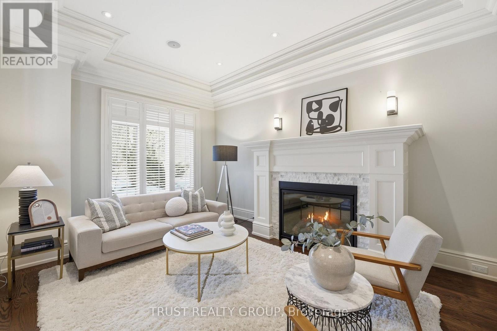 1372 Duncan Road, Oakville, Ontario  L6J 2R1 - Photo 5 - W12855516