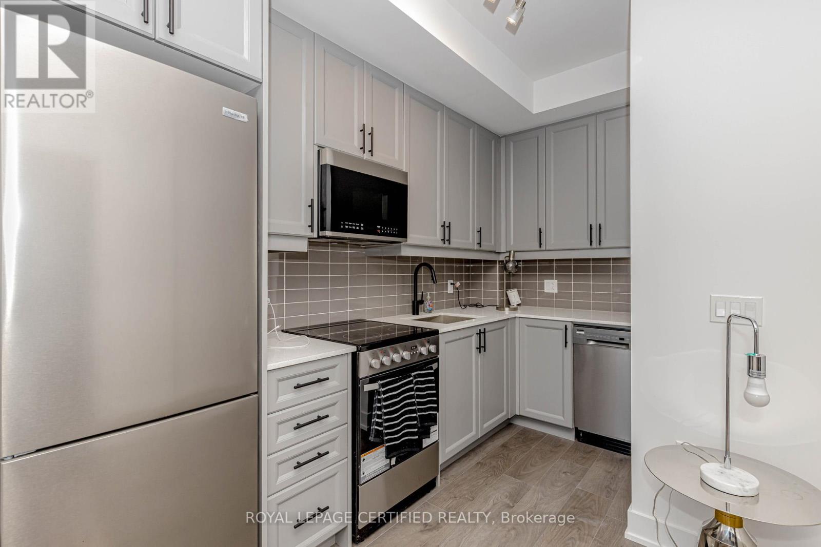 404 - 2333 Khalsa Gate, Oakville, Ontario  L6M 4J2 - Photo 16 - W12855552