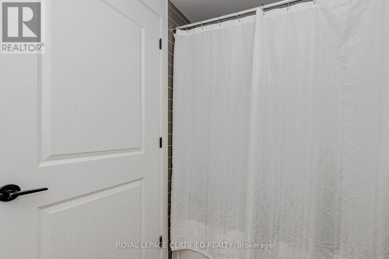 404 - 2333 Khalsa Gate, Oakville, Ontario  L6M 4J2 - Photo 34 - W12855552