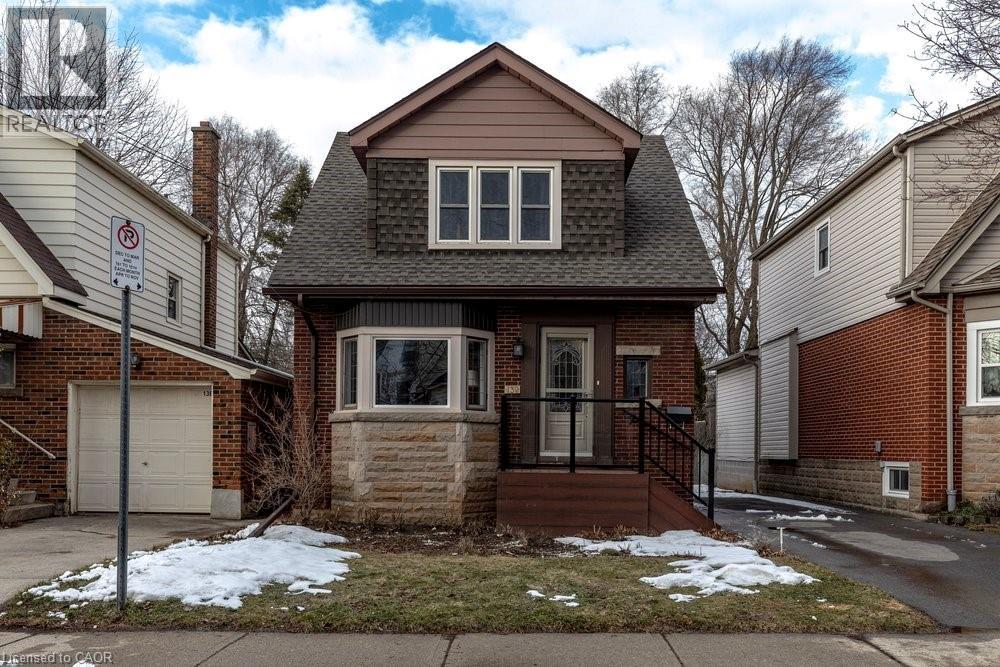 132 Glen Road, Hamilton, Ontario  L8S 3M9 - Photo 1 - 40808207