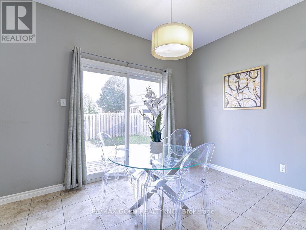 35 - 960 Bitterbush Crescent, London North, Ontario  N6H 0G1 - Photo 24 - X12834554