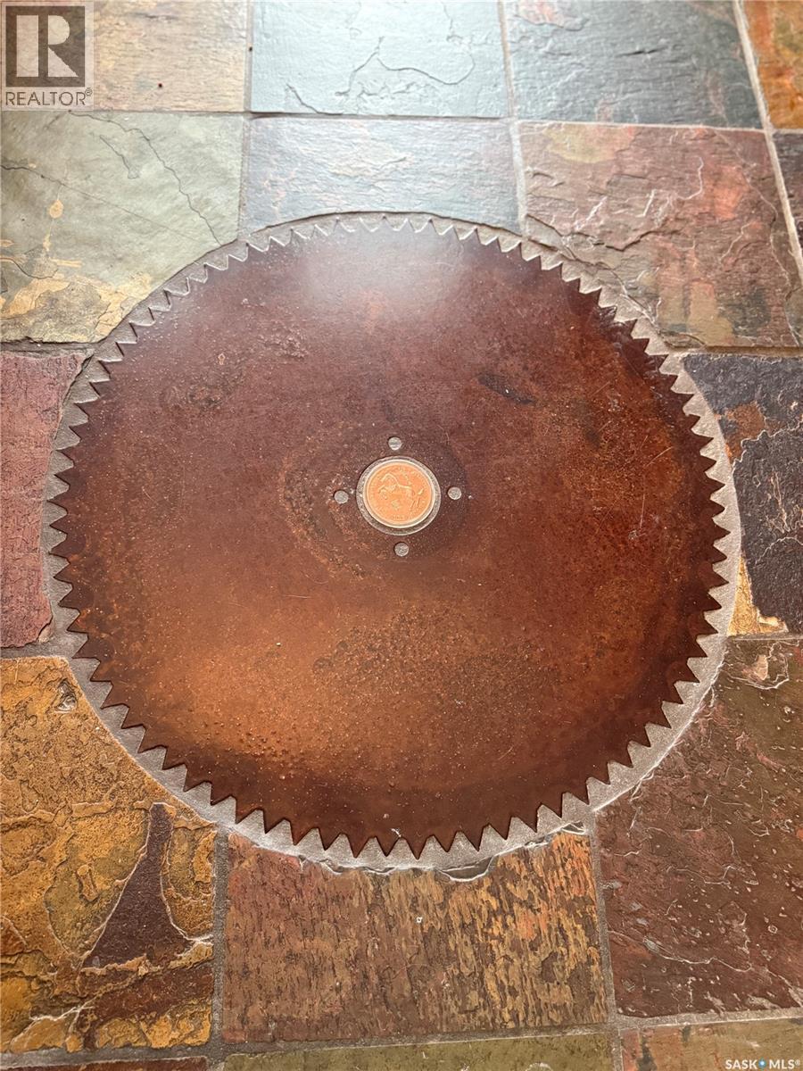 708 Brimacombe Drive, Weyburn, Saskatchewan  S4H 2P8 - Photo 10 - SK029890