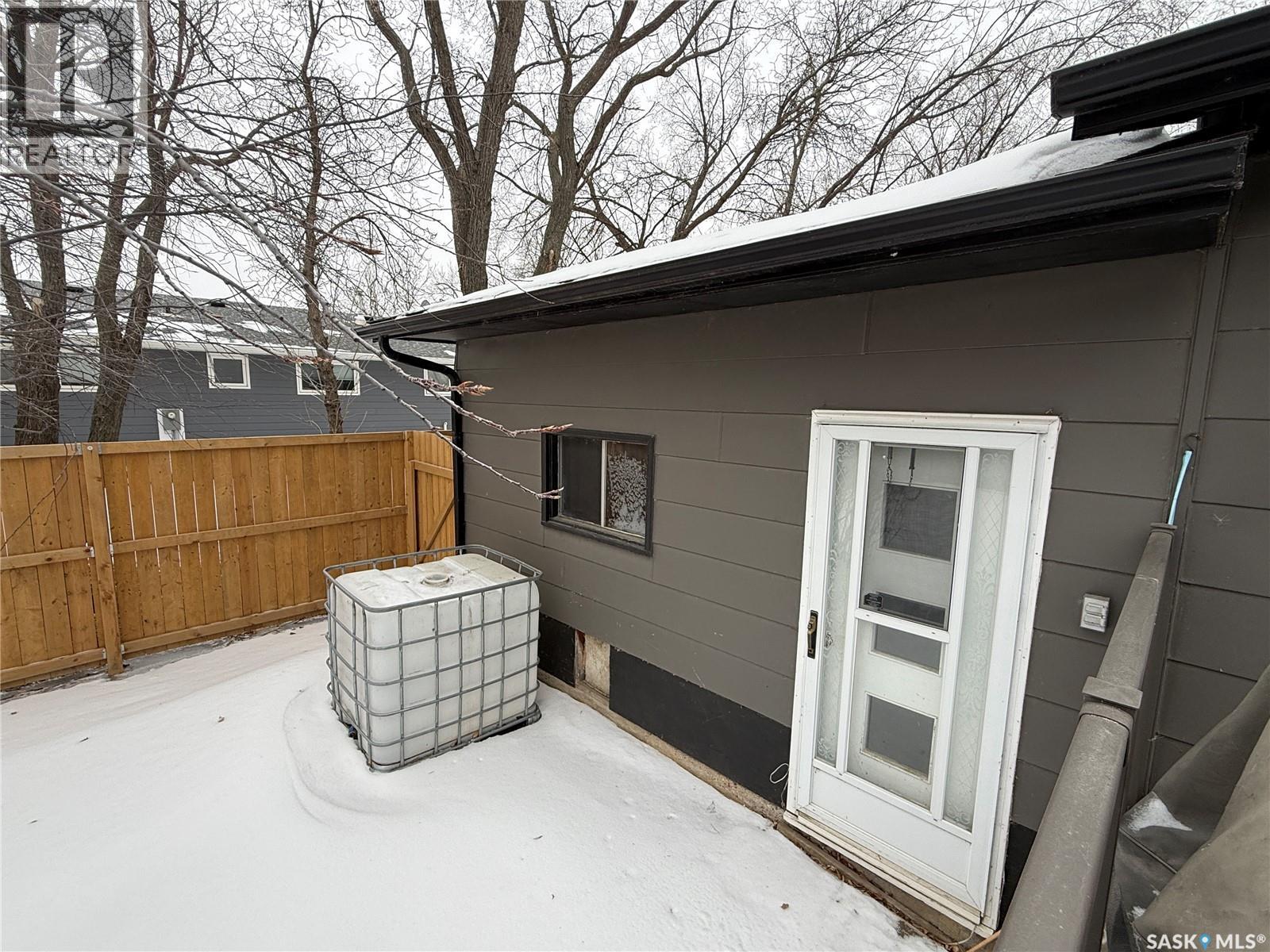 708 Brimacombe Drive, Weyburn, Saskatchewan  S4H 2P8 - Photo 21 - SK029890