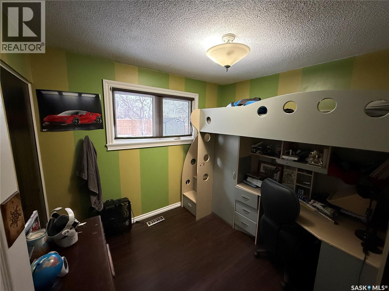 708 Brimacombe Drive, Weyburn, Saskatchewan  S4H 2P8 - Photo 7 - SK029890