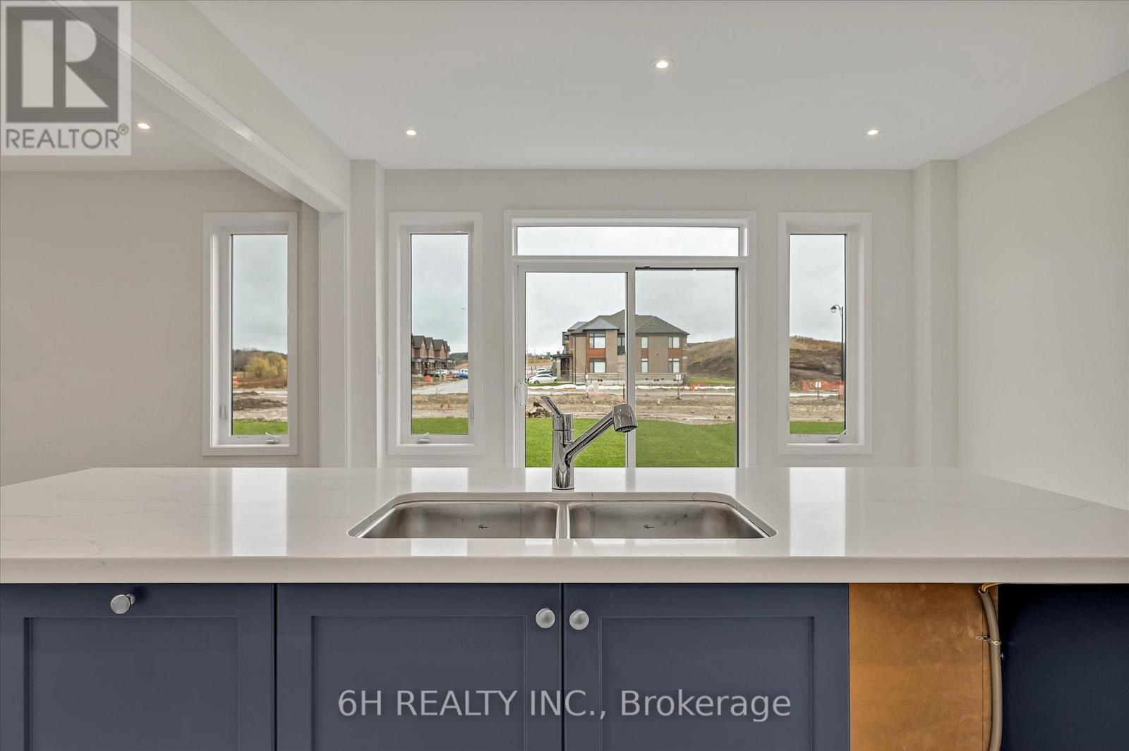 805 Griffin Trail, Peterborough (Monaghan Ward 2), Ontario  K9K 0J1 - Photo 15 - X12814316