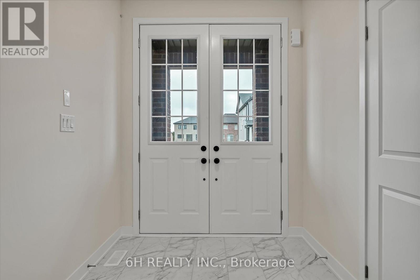 805 Griffin Trail, Peterborough (Monaghan Ward 2), Ontario  K9K 0J1 - Photo 3 - X12814316