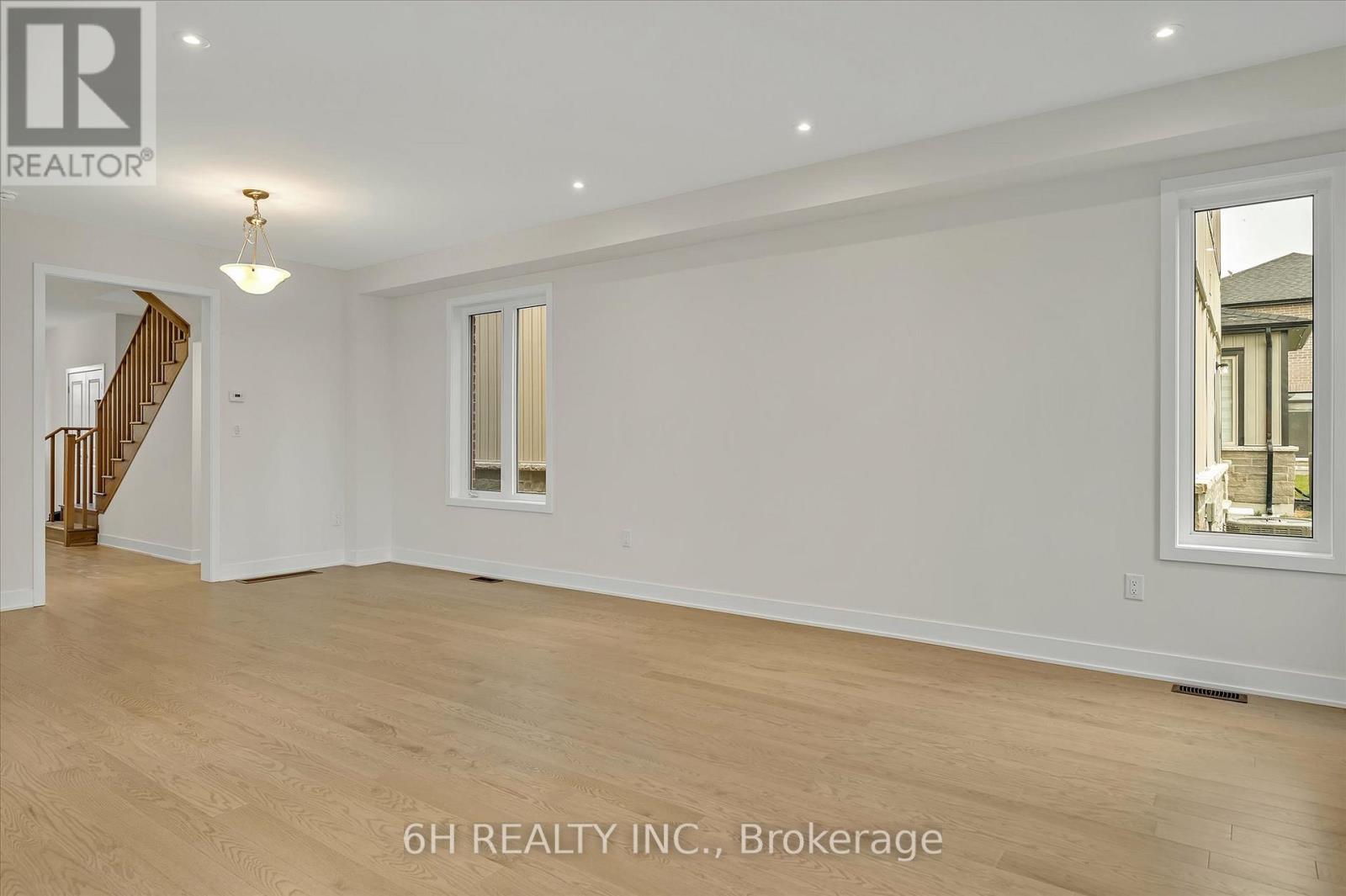 805 Griffin Trail, Peterborough (Monaghan Ward 2), Ontario  K9K 0J1 - Photo 7 - X12814316