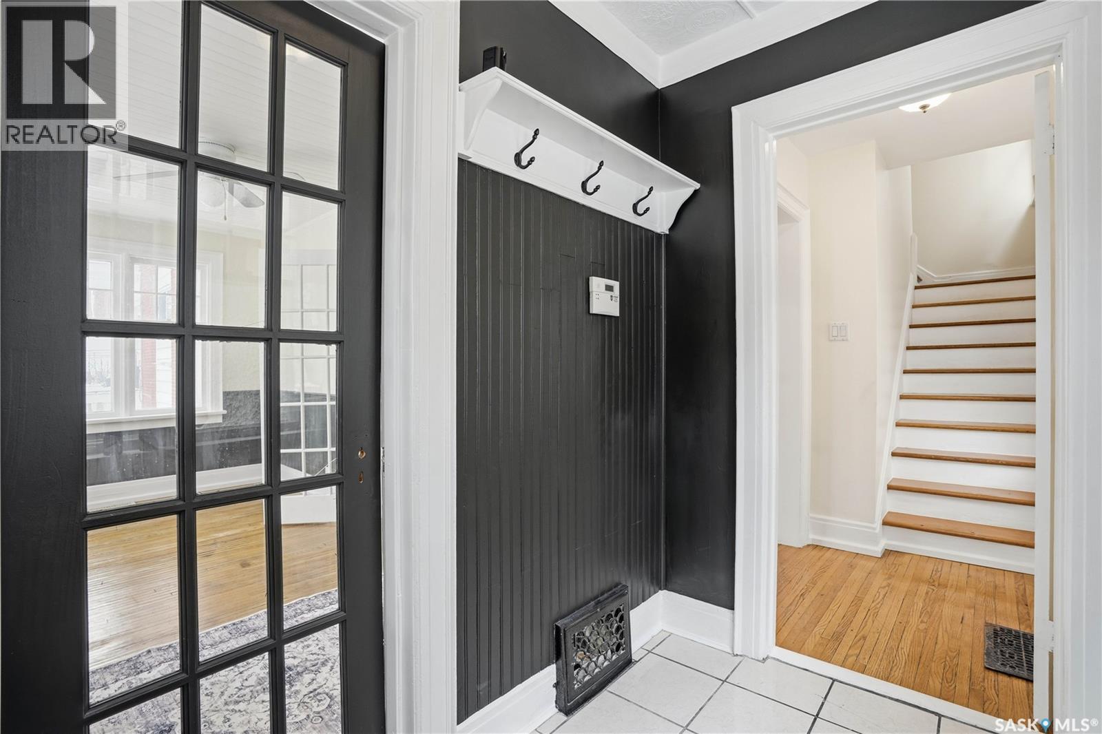 2160 Osler Street, Regina, Saskatchewan  S4P 1W6 - Photo 2 - SK029787