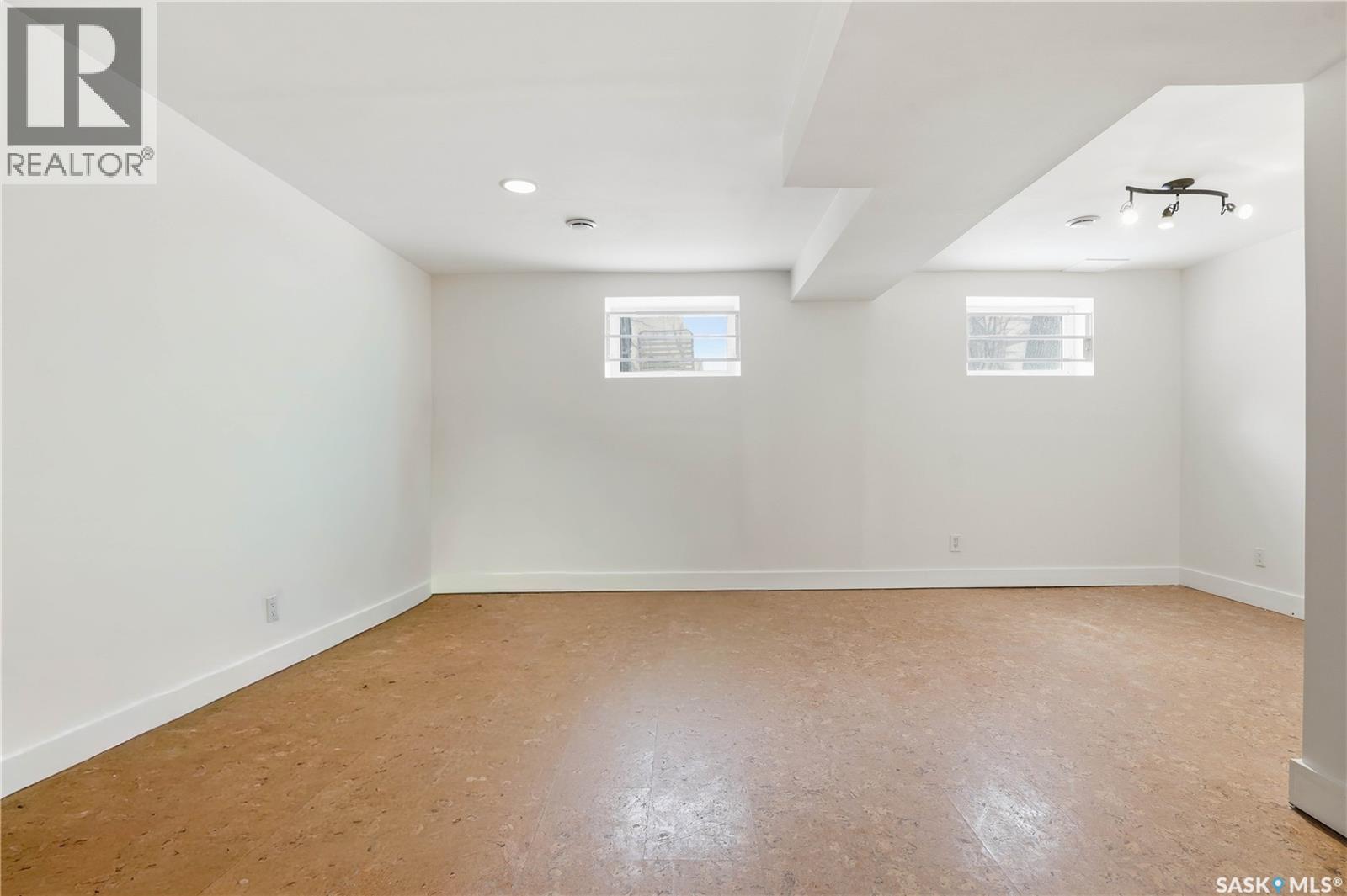 2160 Osler Street, Regina, Saskatchewan  S4P 1W6 - Photo 34 - SK029787