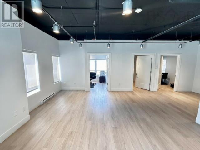 172 Wentworth Drive, Halifax, Nova Scotia  B3M 0P4 - Photo 4 - 202604005