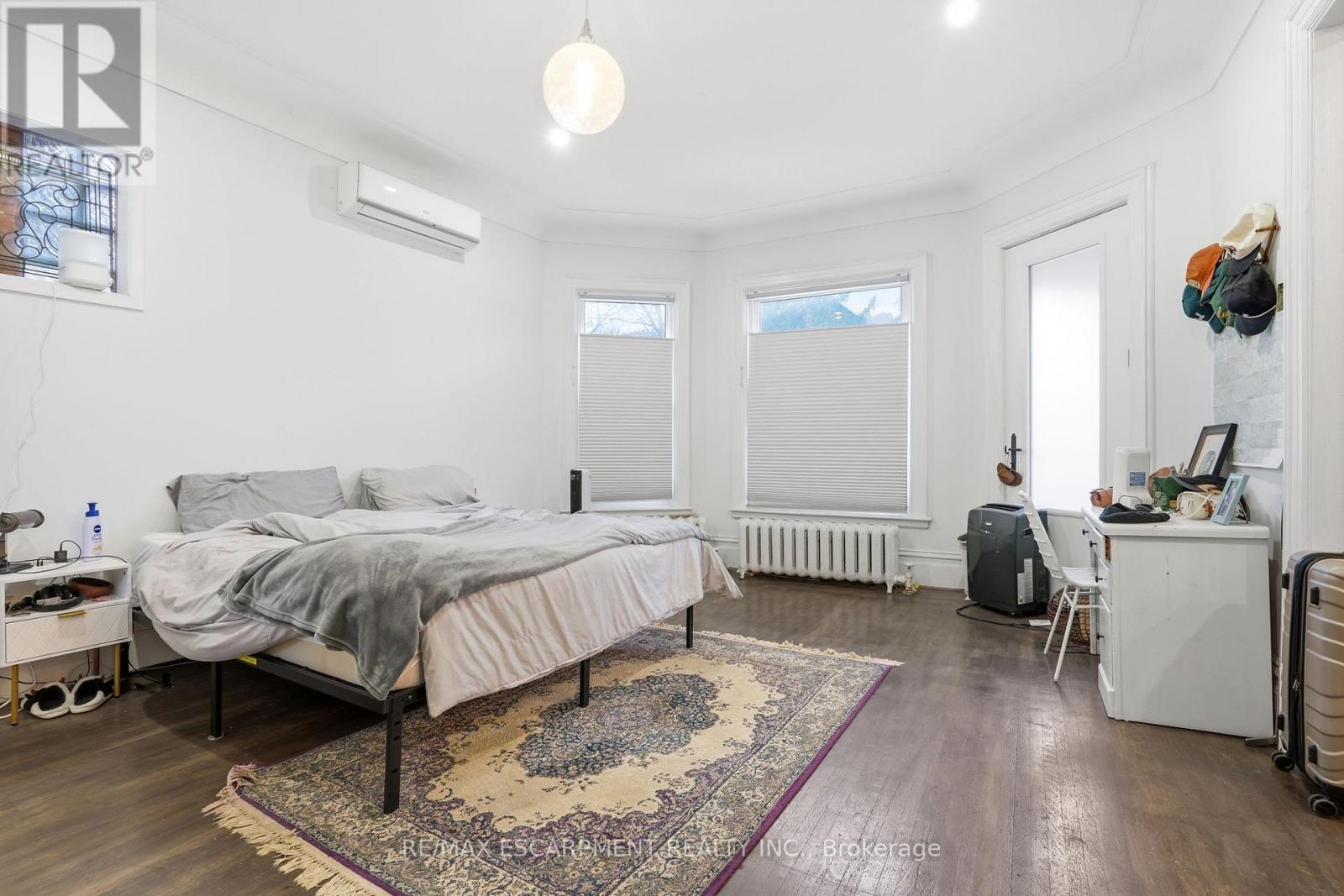 147 Emerald Street S, Hamilton (Stinson), Ontario  L8N 2V4 - Photo 15 - X12855452