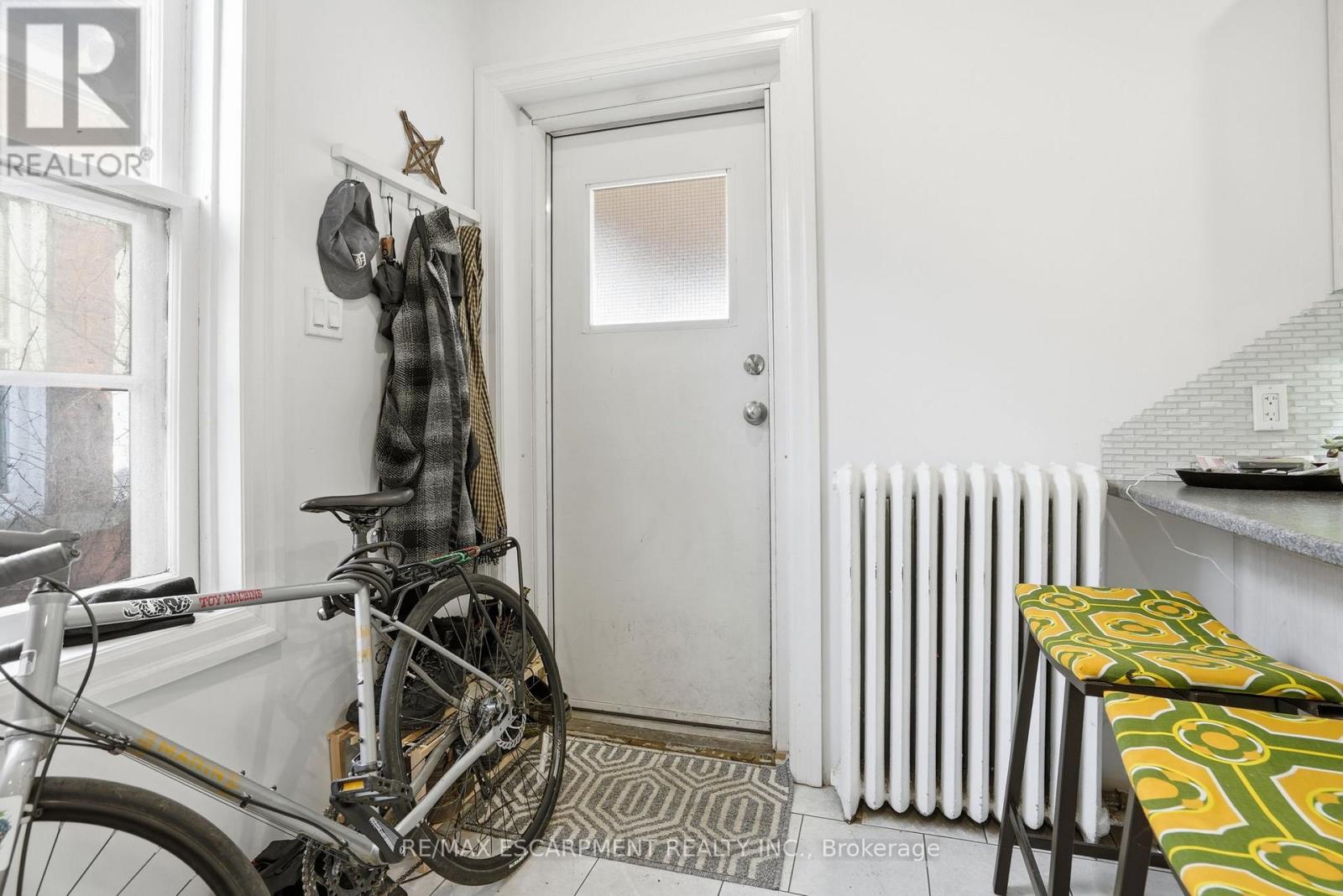 147 Emerald Street S, Hamilton (Stinson), Ontario  L8N 2V4 - Photo 20 - X12855452