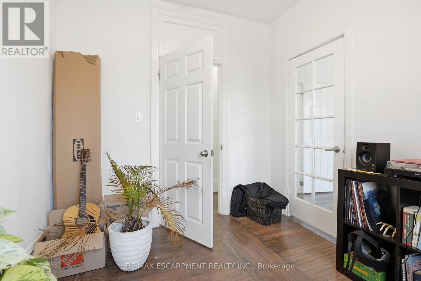 147 Emerald Street S, Hamilton (Stinson), Ontario  L8N 2V4 - Photo 24 - X12855452