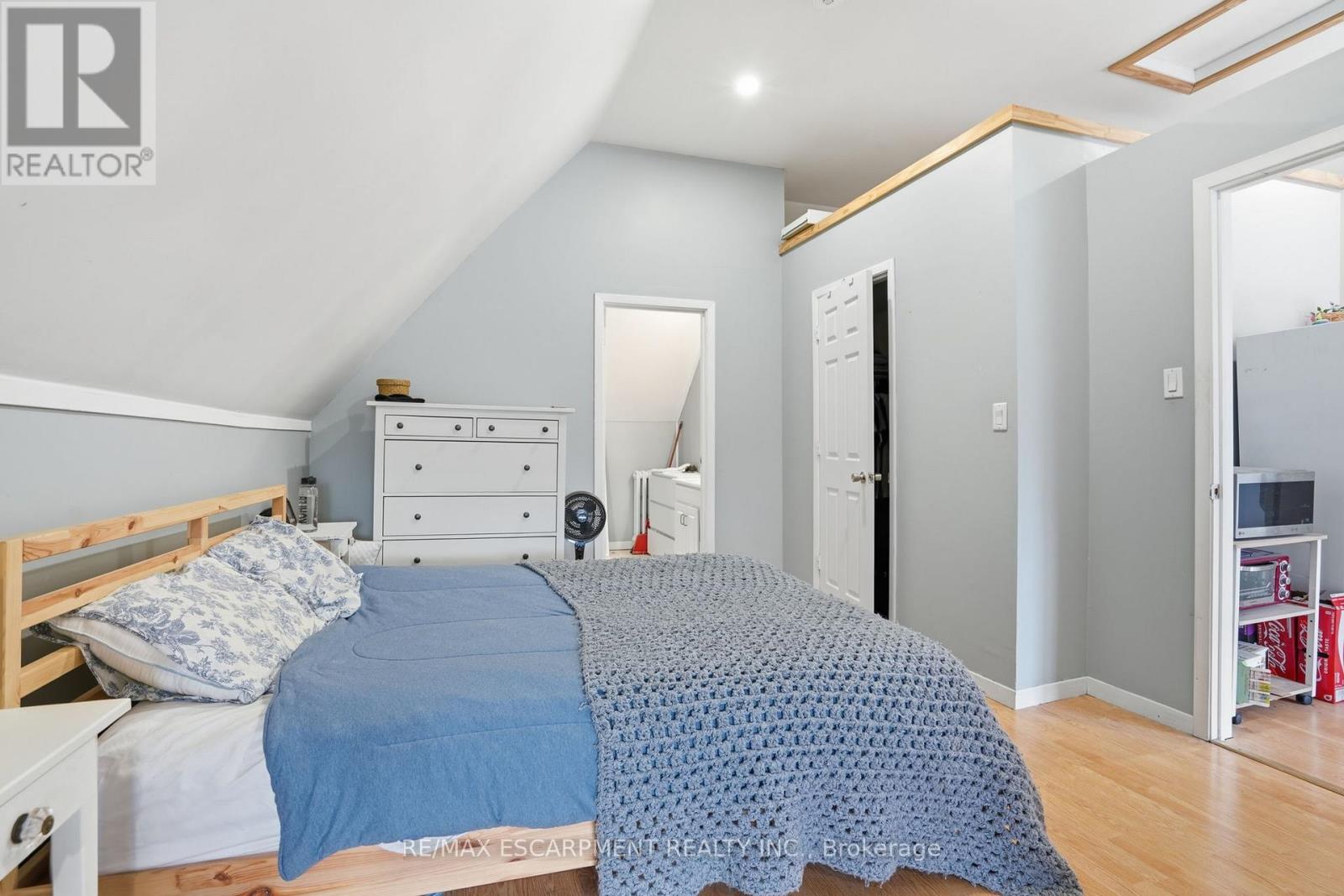 147 Emerald Street S, Hamilton (Stinson), Ontario  L8N 2V4 - Photo 40 - X12855452