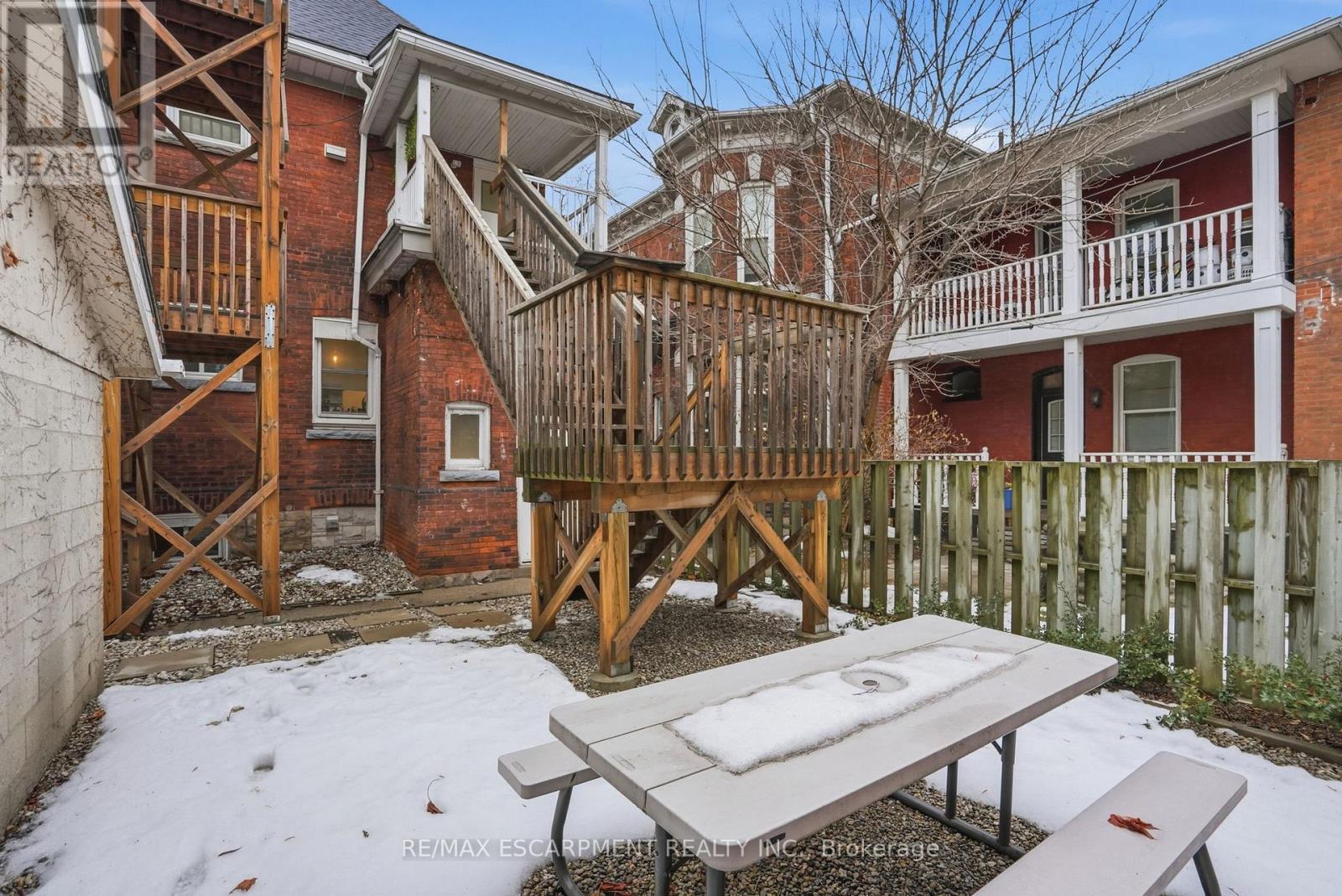 147 Emerald Street S, Hamilton (Stinson), Ontario  L8N 2V4 - Photo 49 - X12855452