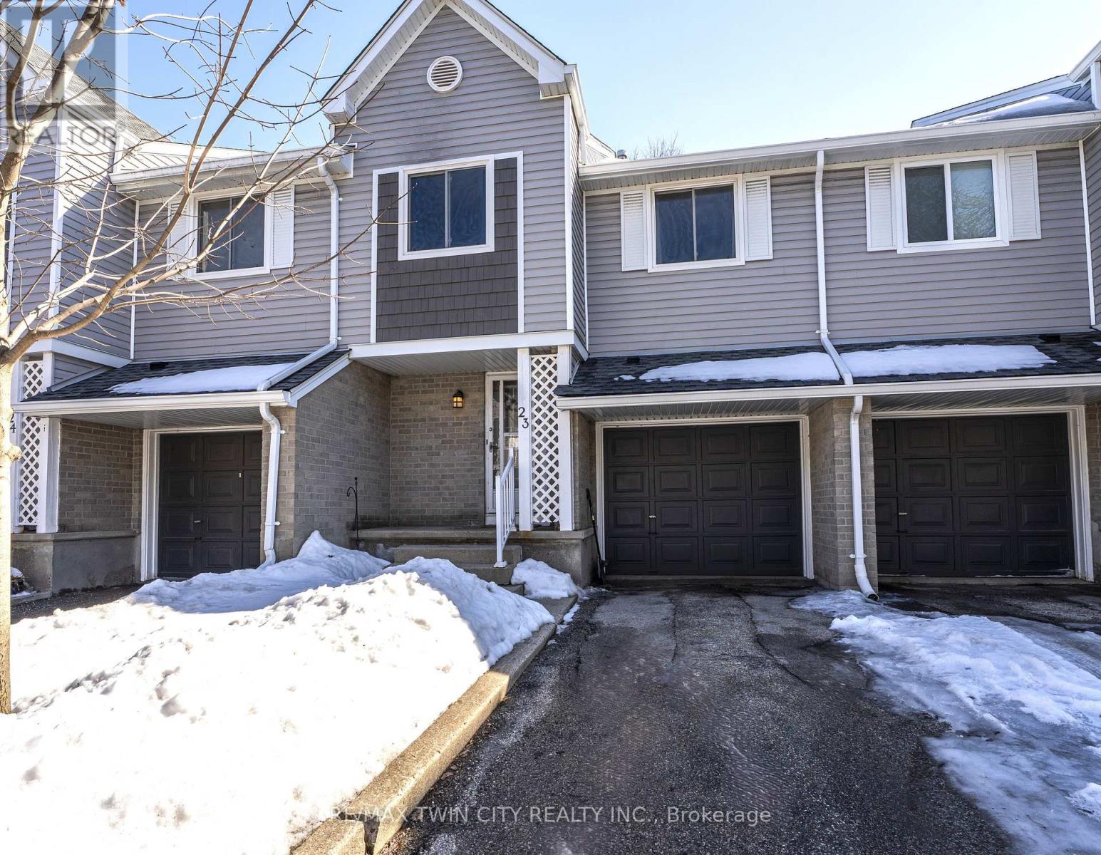 23 - 54 Green Valley Drive, Kitchener, Ontario  N2P 1Z9 - Photo 1 - X12855462