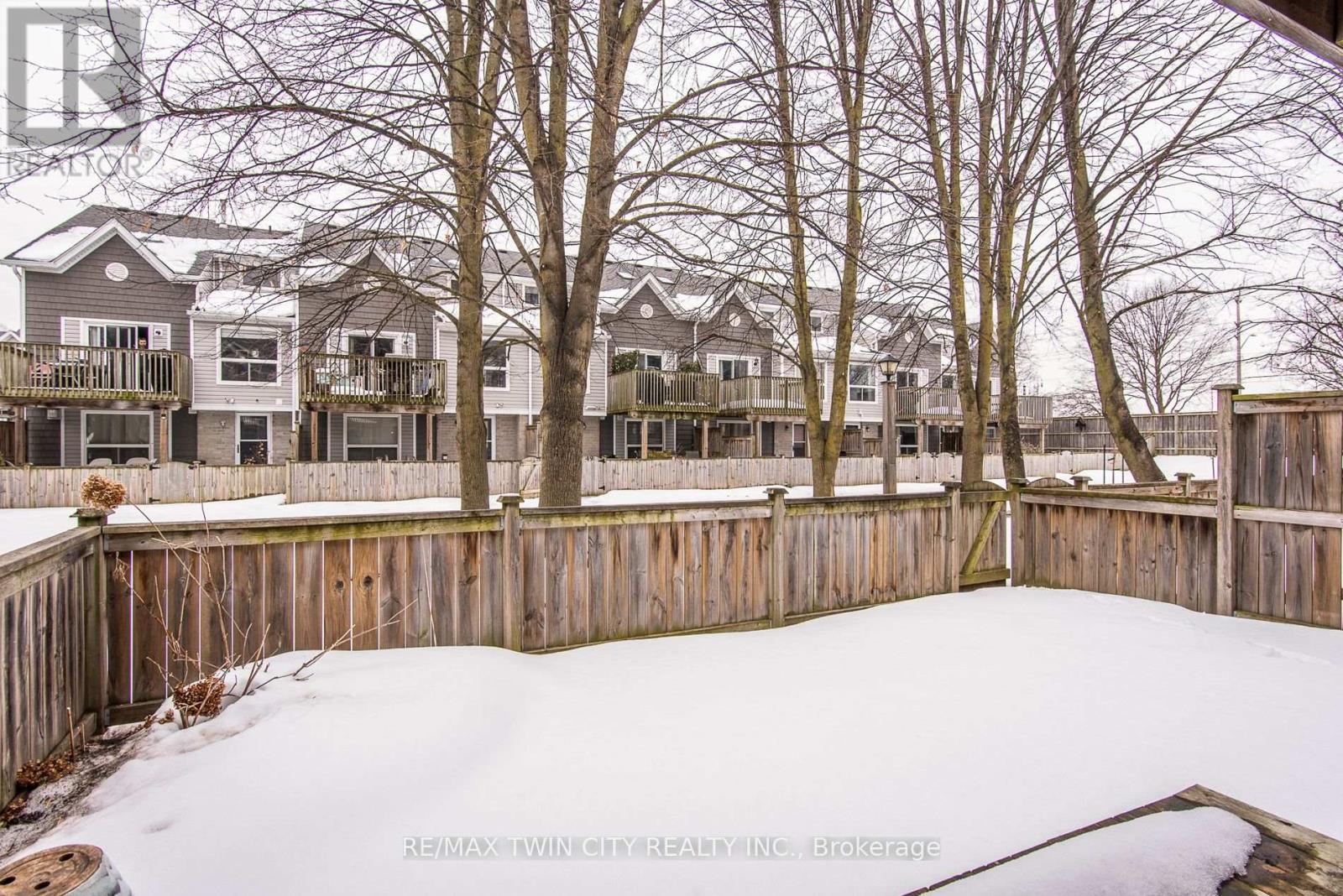 23 - 54 Green Valley Drive, Kitchener, Ontario  N2P 1Z9 - Photo 34 - X12855462