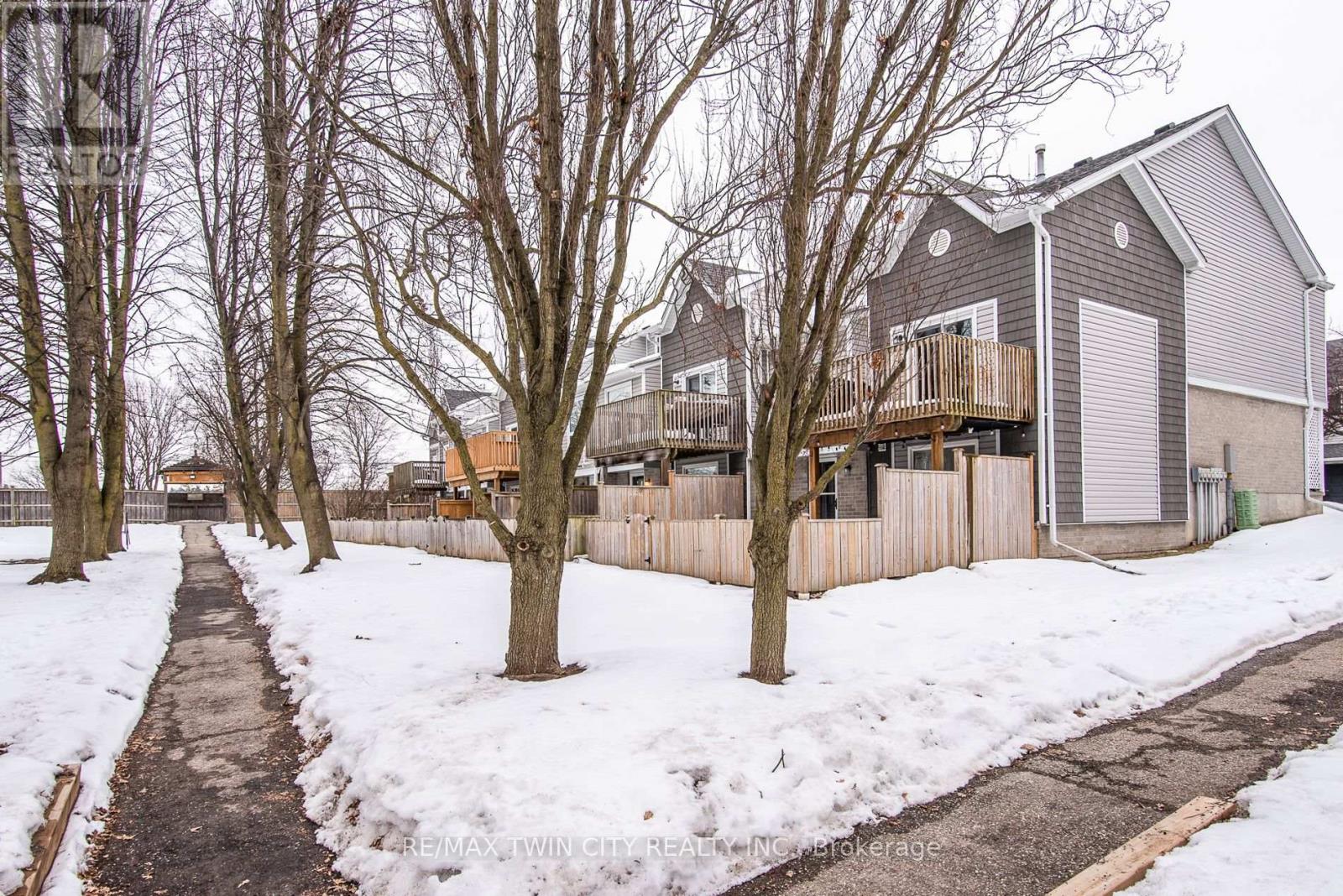 23 - 54 Green Valley Drive, Kitchener, Ontario  N2P 1Z9 - Photo 35 - X12855462