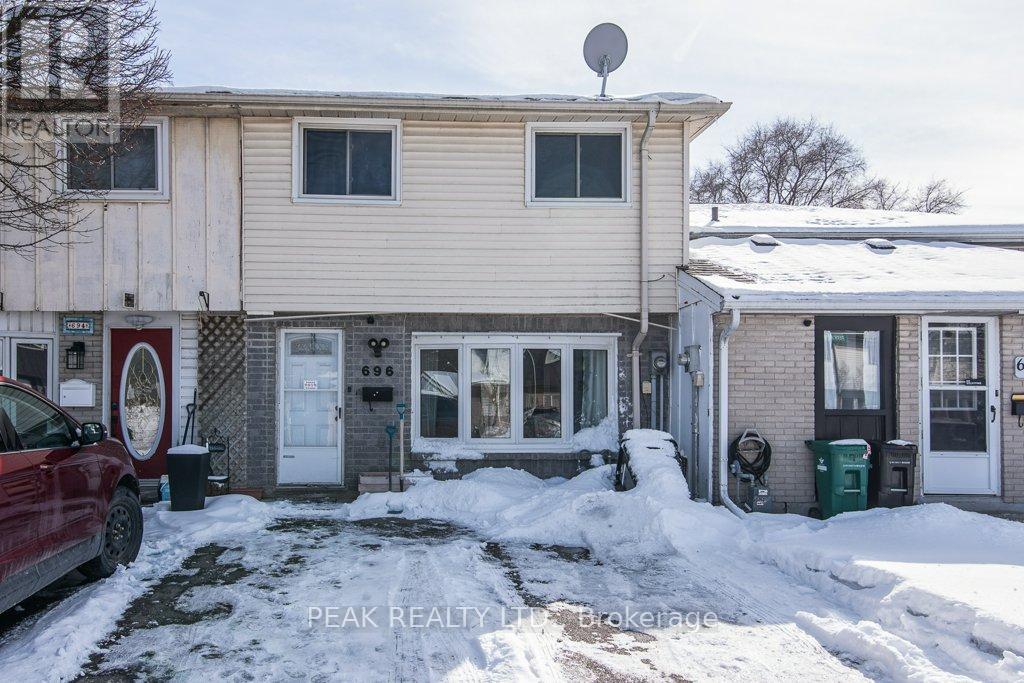 696 Parkview Crescent, Cambridge, Ontario  N3H 4X7 - Photo 1 - X12855486