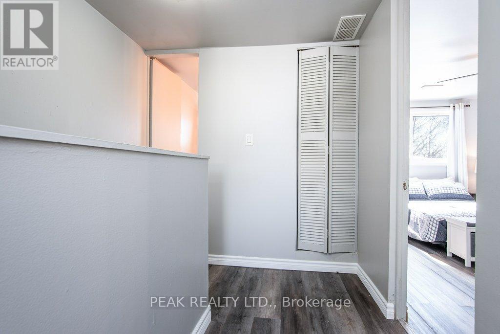 696 Parkview Crescent, Cambridge, Ontario  N3H 4X7 - Photo 27 - X12855486