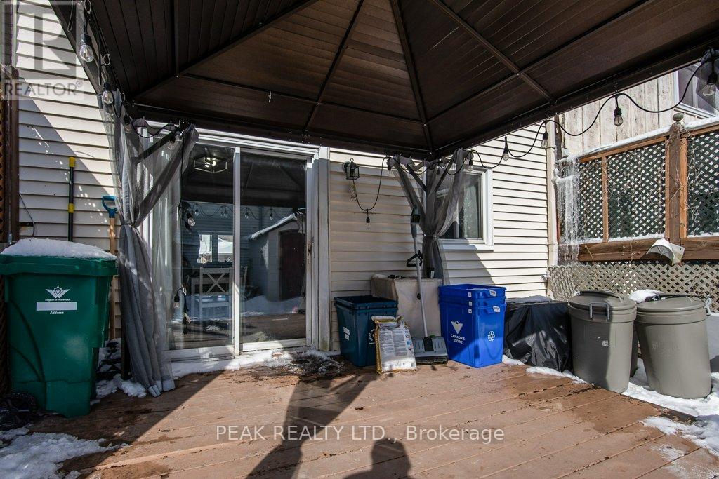 696 Parkview Crescent, Cambridge, Ontario  N3H 4X7 - Photo 36 - X12855486