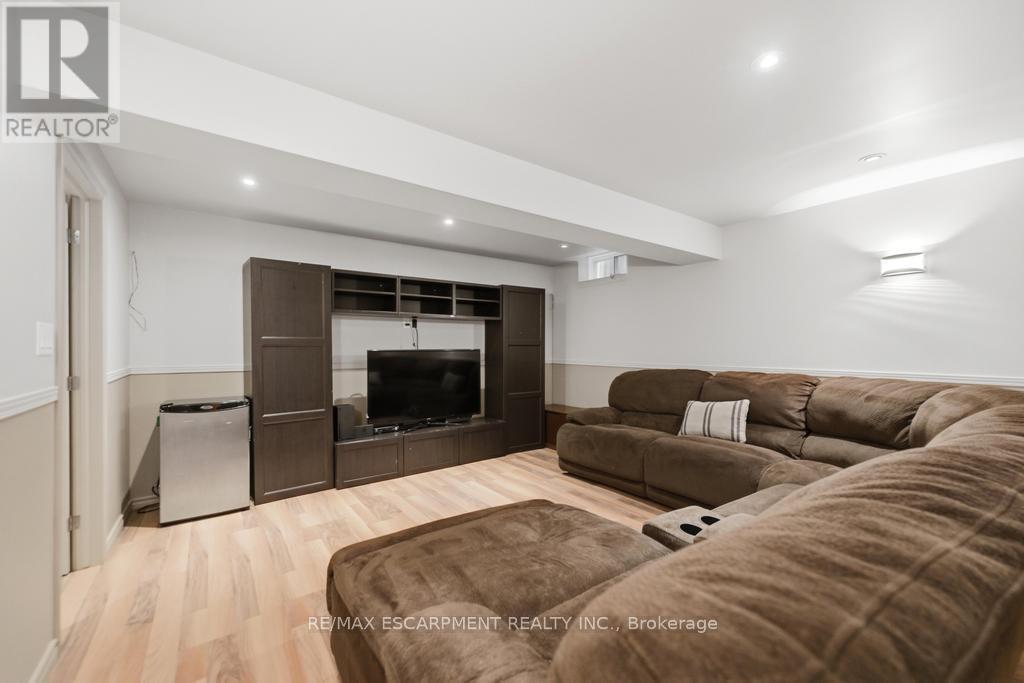 7 Vidal Court, Grimsby (Grimsby East), Ontario  L3M 5R8 - Photo 21 - X12855518