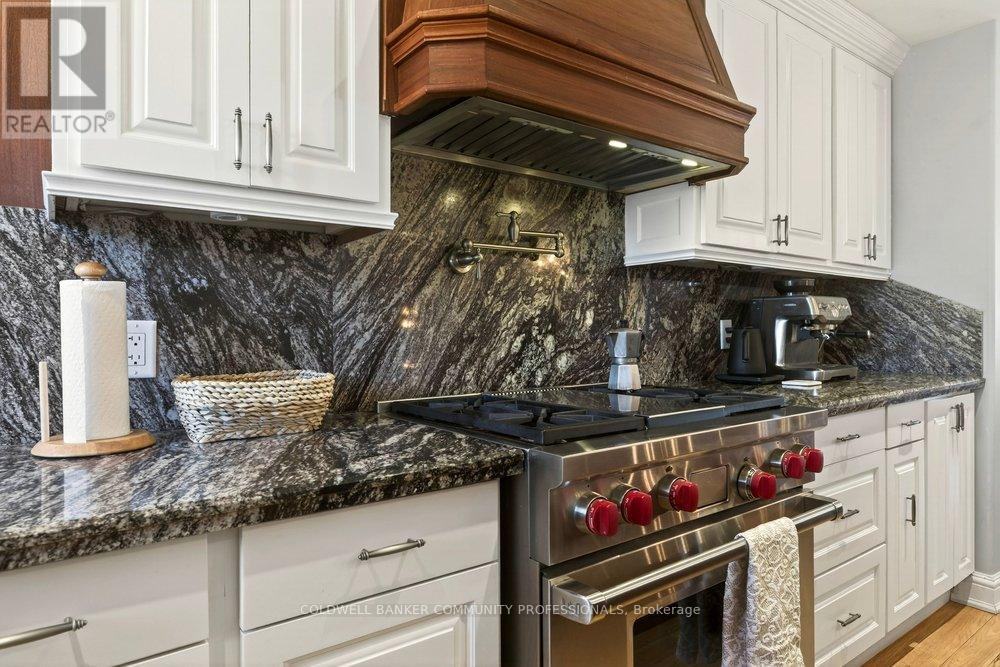 389 Clarendon Drive, Hamilton (Ancaster), Ontario  L9G 2Z1 - Photo 17 - X12855526