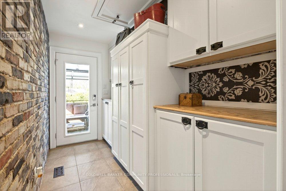 389 Clarendon Drive, Hamilton (Ancaster), Ontario  L9G 2Z1 - Photo 27 - X12855526