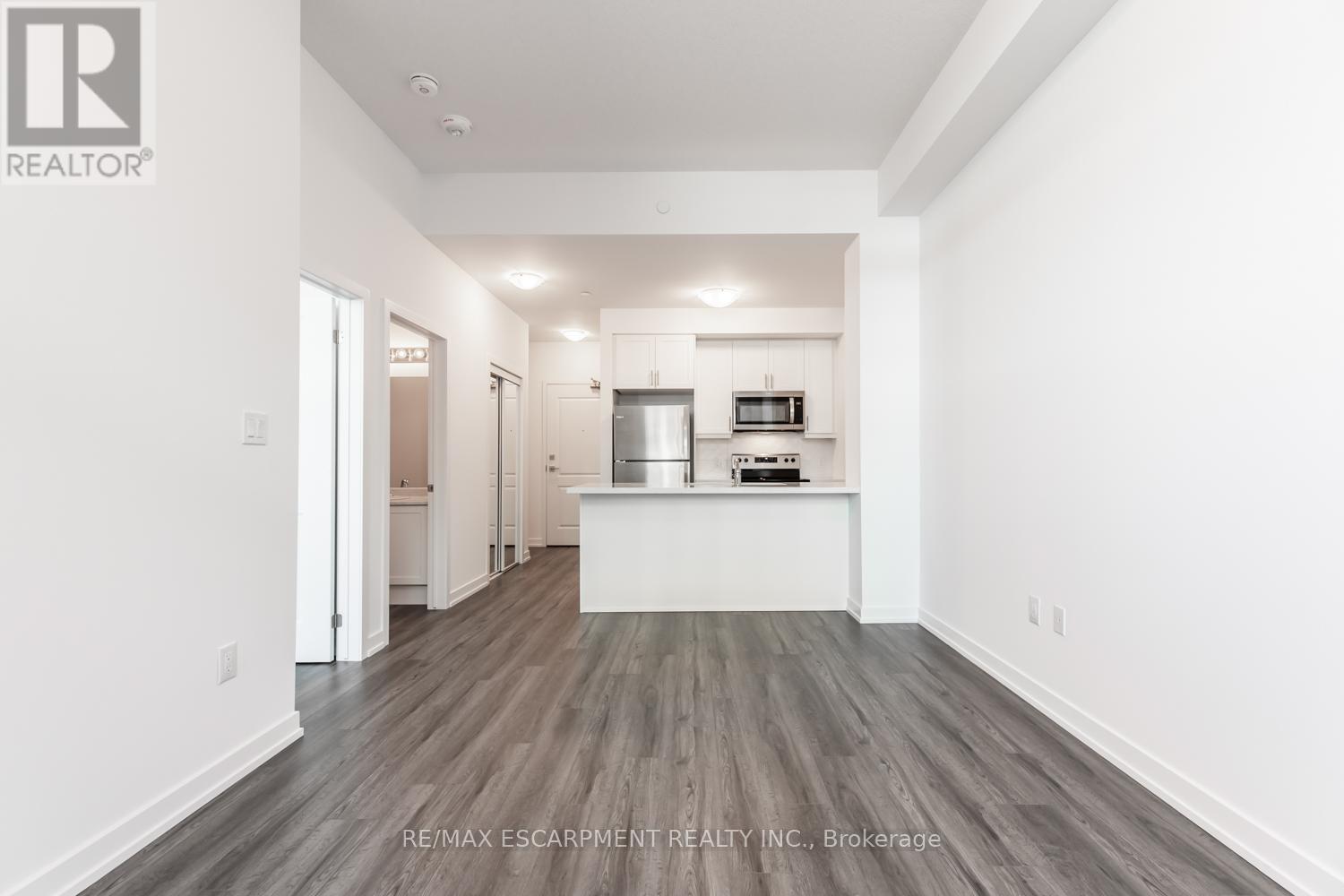 516 - 460 Dundas Street, Hamilton (Waterdown), Ontario  L8B 2A5 - Photo 12 - X12855534