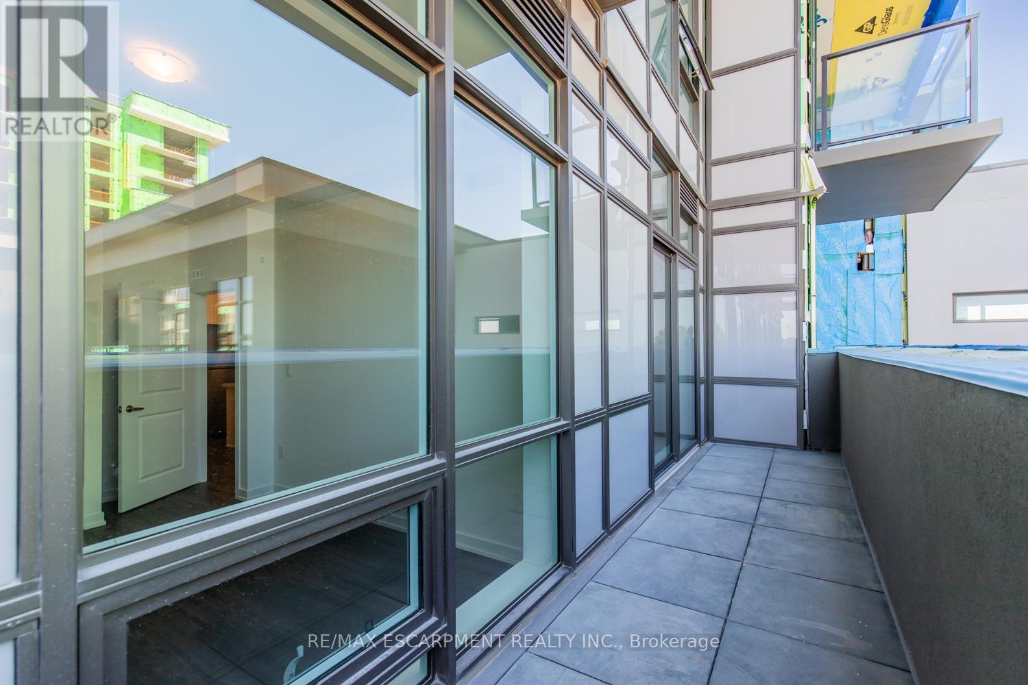 516 - 460 Dundas Street, Hamilton (Waterdown), Ontario  L8B 2A5 - Photo 16 - X12855534