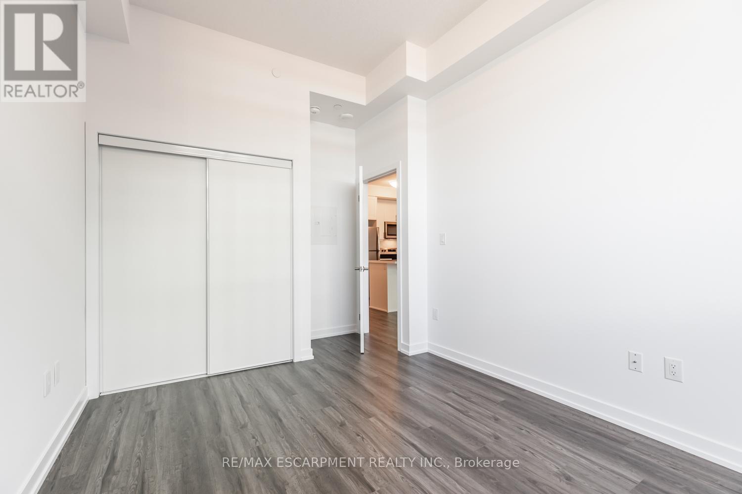 516 - 460 Dundas Street, Hamilton (Waterdown), Ontario  L8B 2A5 - Photo 20 - X12855534