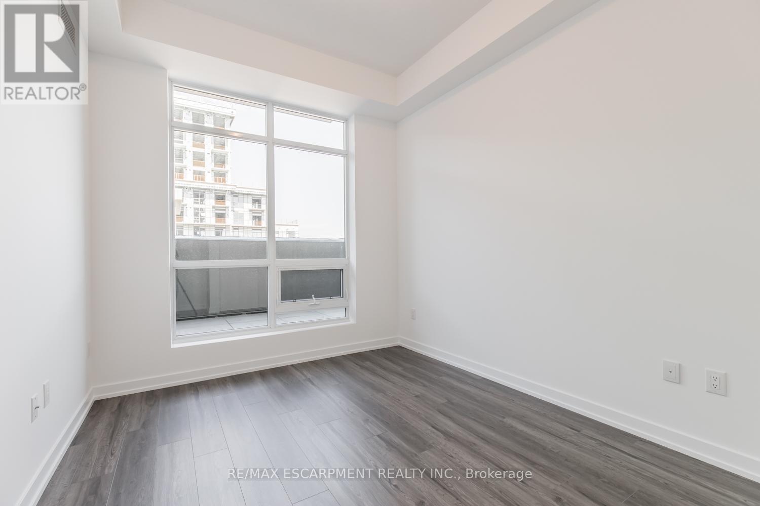 516 - 460 Dundas Street, Hamilton (Waterdown), Ontario  L8B 2A5 - Photo 23 - X12855534