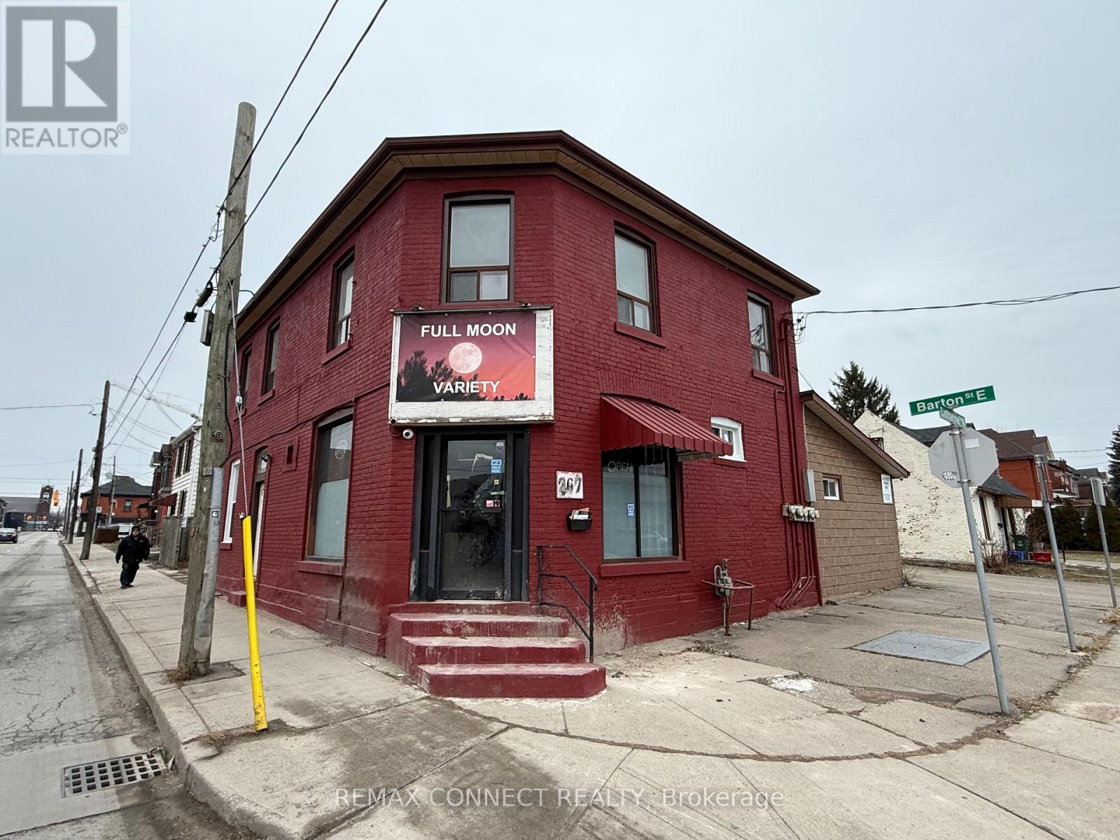 #main - 267 Catharine Street N, Hamilton (Beasley), Ontario  L8L 4S8 - Photo 1 - X12855590