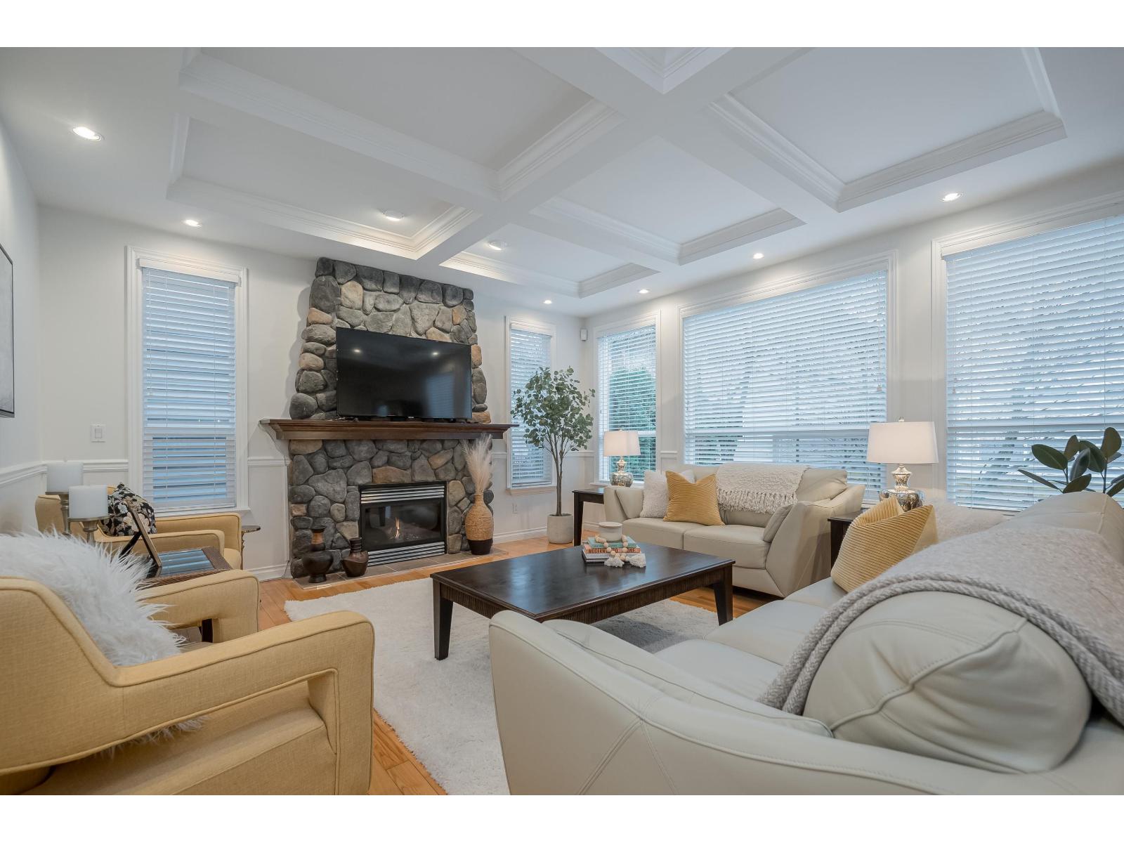 21650 91 Avenue, Langley, British Columbia  V1M 4C9 - Photo 1 - R3096993