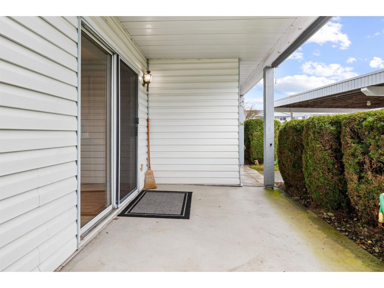 5 32691 Garibaldi Drive, Abbotsford, British Columbia  V2T 5T7 - Photo 6 - R3096167