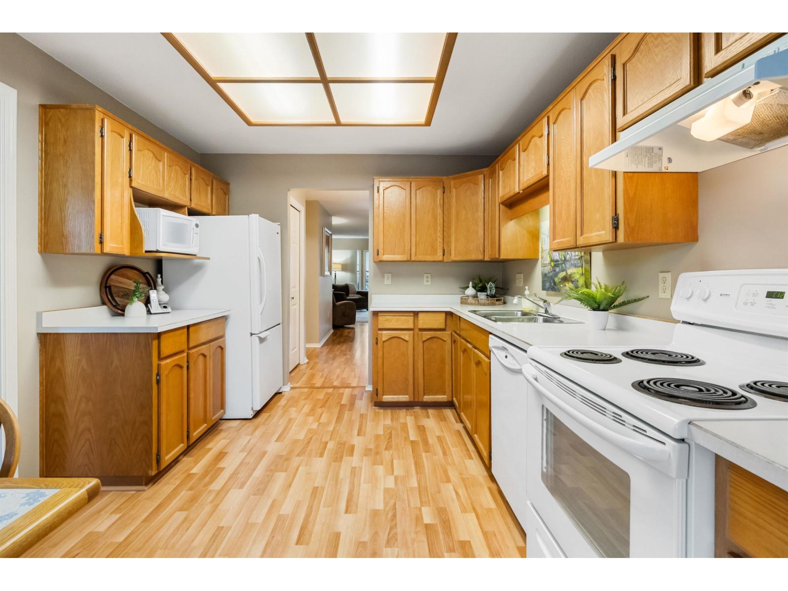 5 32691 Garibaldi Drive, Abbotsford, British Columbia  V2T 5T7 - Photo 11 - R3096167