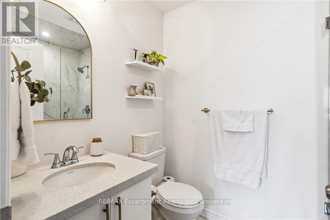 31 - 54 Nisbet Boulevard, Hamilton (Waterdown), Ontario  L8B 0Y3 - Photo 10 - X12855690