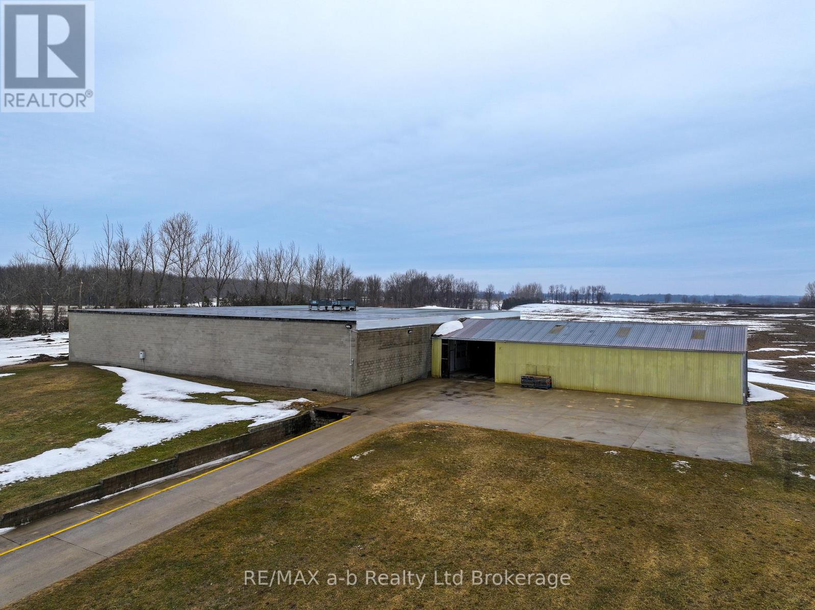 266 Norwich Road, Brant (Brantford Twp), Ontario  N0E 1R0 - Photo 1 - X12855676