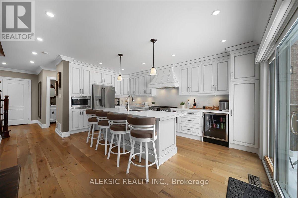 33 Hillpath Crescent, Brampton, Ontario  L6Z 4T7 - Photo 11 - W12787410