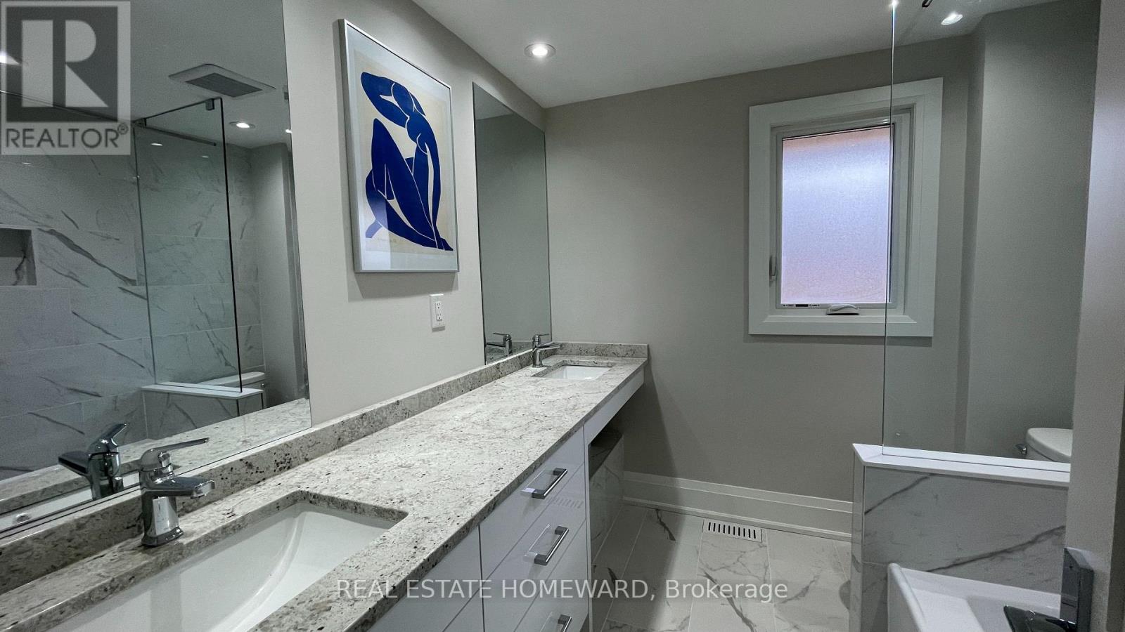 33 Strathcona Drive, St. Catharines, Ontario  L2M 2A8 - Photo 8 - X12853562