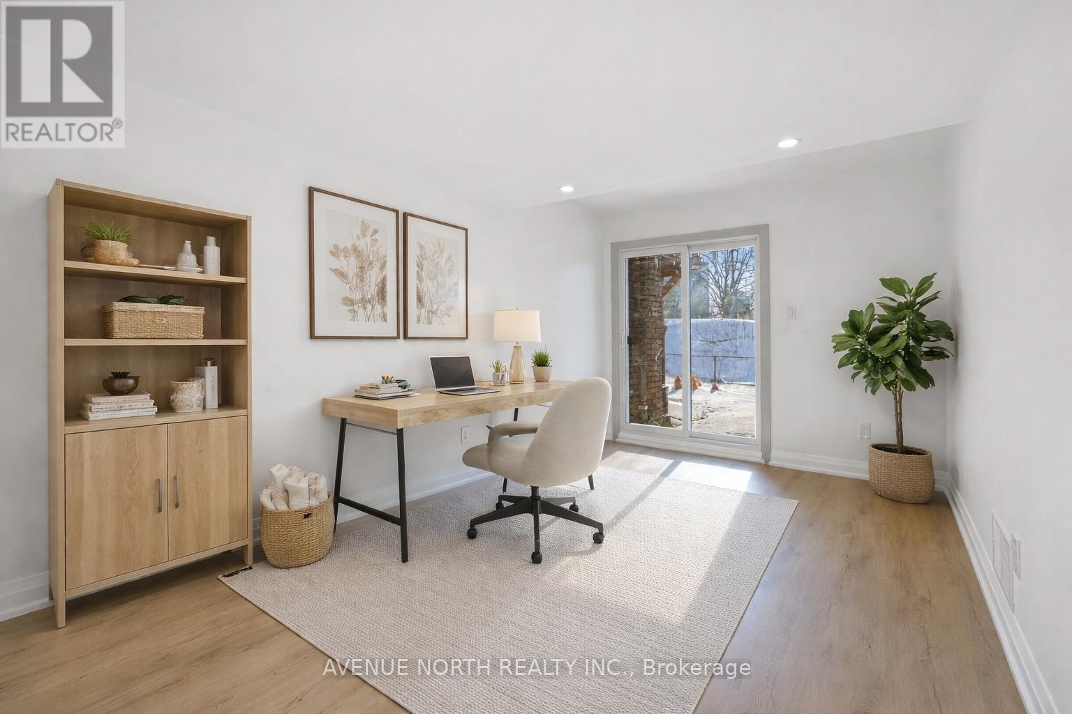 4 Marielle Court, Ottawa, Ontario  K2B 8P4 - Photo 4 - X12854212