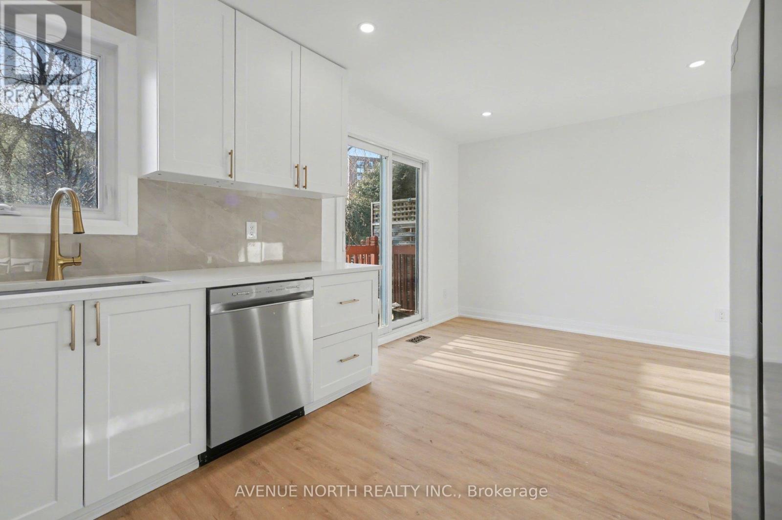 4 Marielle Court, Ottawa, Ontario  K2B 8P4 - Photo 8 - X12854212